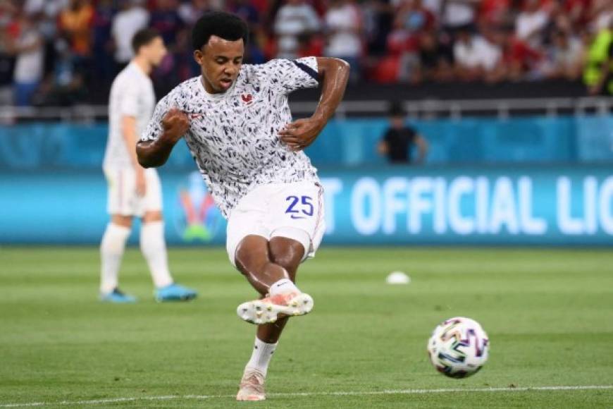 Jules Koundé: Tottenham y Manchester United se han interesado en fichar al defensor francés que milita en el Sevilla. Foto AFP.