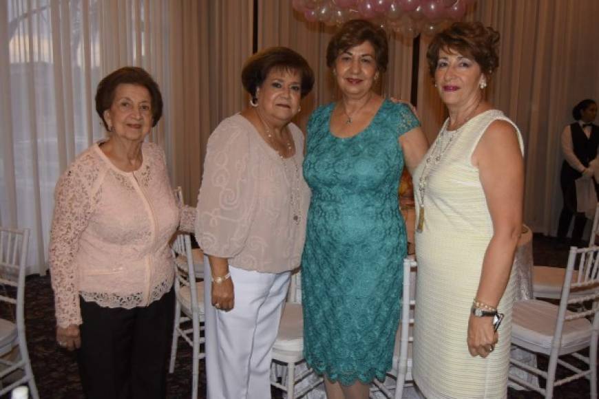 Renné Canahuati, Elena Assaf, Olga Kawas y Rabab Handal.