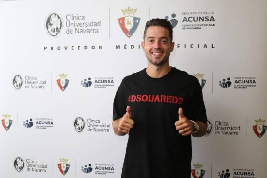Jony Rodríguez deja Lazio y poner rumbo a Osasuna. El centrocampista español de 29 años, llega al Navarra en forma de préstamo con opción de compra fijada en 5 millones de euros para la próxima temporada.