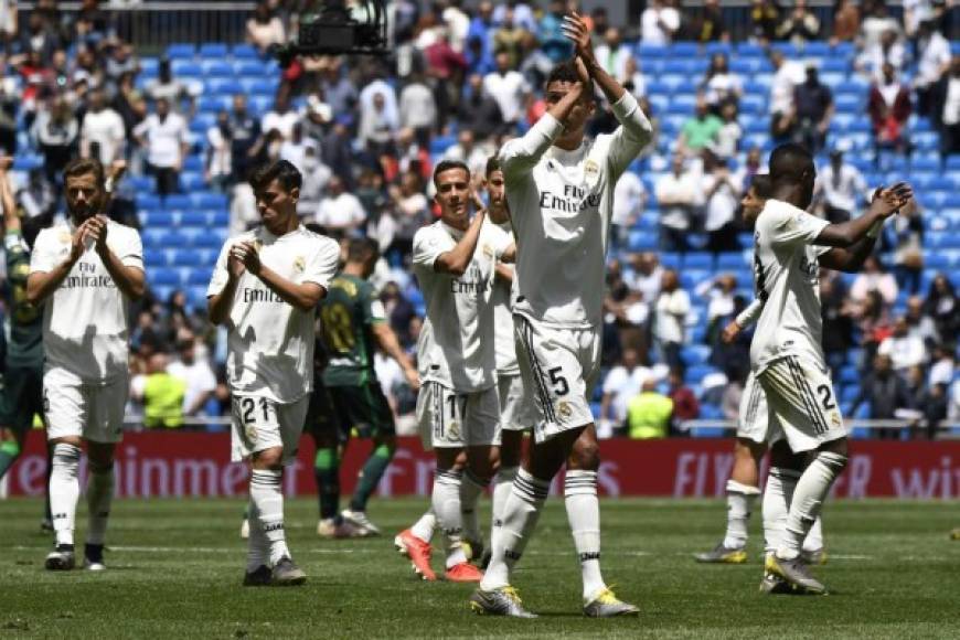 Real Madrid se ha despedido dando pena tras otra derrota en casa.