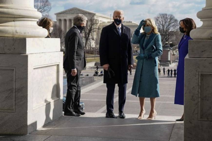 President-elect Joe Biden, Dr. Jill Biden and Vice President-elect Kamala Harris arrive for the 59th Presidential Inaguration ceremony on January 20, 2021, at the US Capitol in Washington, DC. - Joe Biden was sworn in as the 46th president of the US. (Photo by Melina Mara / POOL / AFP)