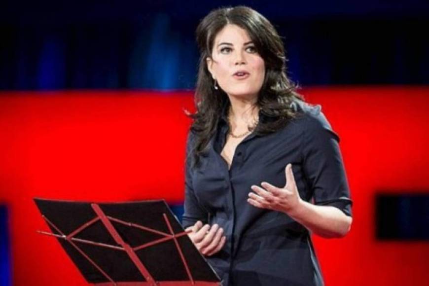 Reconvertida en una activista contra el ciberbullying, Monica se ganó una ovación durante una charla TED en Vancouver titulada 'El precio de la vergüenza', en la que relató cómo se convirtió en la primera mujer en perder su reputación a escala global a raíz del escándalo sexual con Clinton.