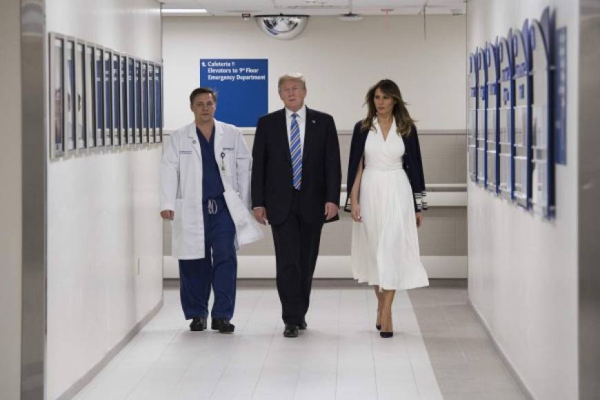 'Muy triste que algo así sucediera', dijo Trump en el hospital Broward Health North, al agradecer el 'increíble' trabajo que hicieron médicos, enfermeros y socorristas.
