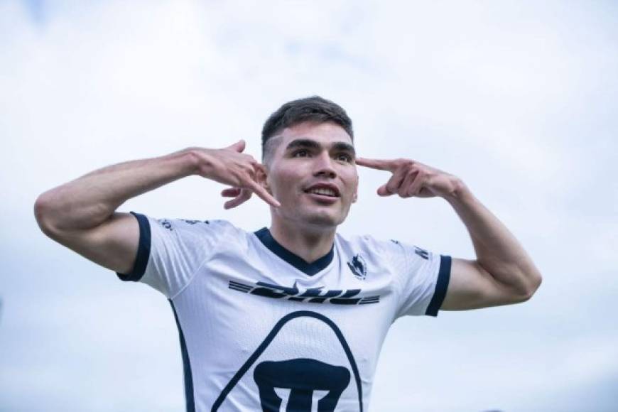 Defensa central | Johan Vásquez: de 22 años, formado en Monterrey, llegó a Pumas en 2020 y ahora es un pilar de la zaga universitaria.