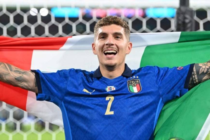 El Nápoles estaría listo para ampliar el contrato de Giovanni Di Lorenzo hasta junio de 2026. Este acuerdo se firmará en las próximas semanas. Foto AFP.