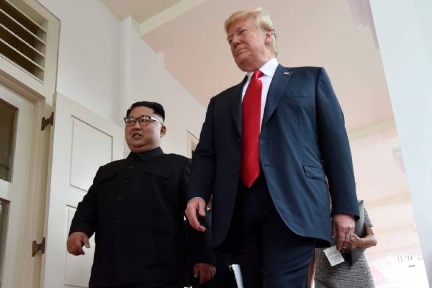 Kim Jong-un, en tanto, afirmó que su país y Estados Unidos han superado 'muchas viejas prácticas, prejuicios y obstáculos' para conseguir celebrar la histórica cumbre con Trump.