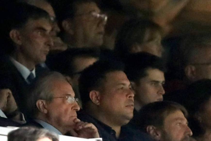 Ronaldo Nazario, como presidente del Valladolid, junto a Florentino Pérez, mandamás del Real Madrid. Foto EFE