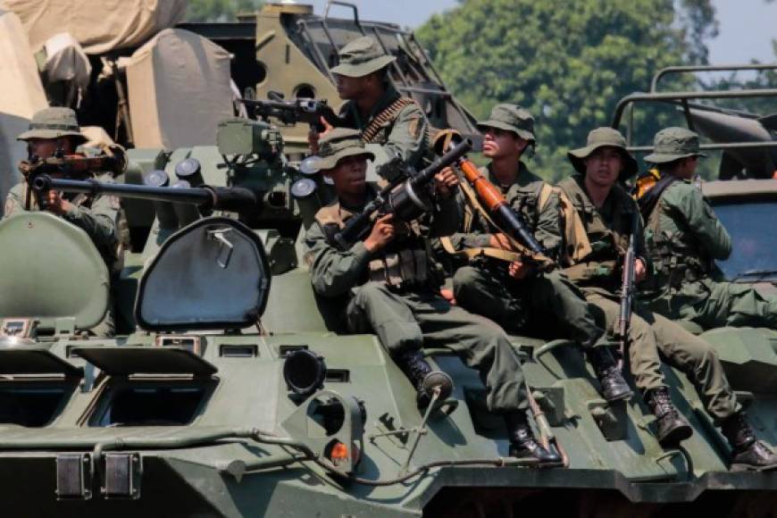 En los últimos días ha denunciado una 'escalada guerrerista' desde Bogotá por las acusaciones de Duque, a finales de agosto, de que Venezuela refugia a guerrillas y grupos armados colombianos.