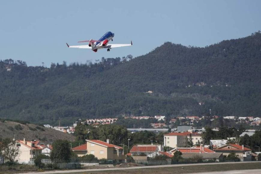 El avión fue operado a cargo de Luxembourg Air Rescue (organización privada humanitaria de rescate aéreo en Luxemburgo), que se especializa en ofrecer repatriaciones de aquellos que han sufrido enfermedades o accidentes en el extranjero y necesitan regresar a casa.