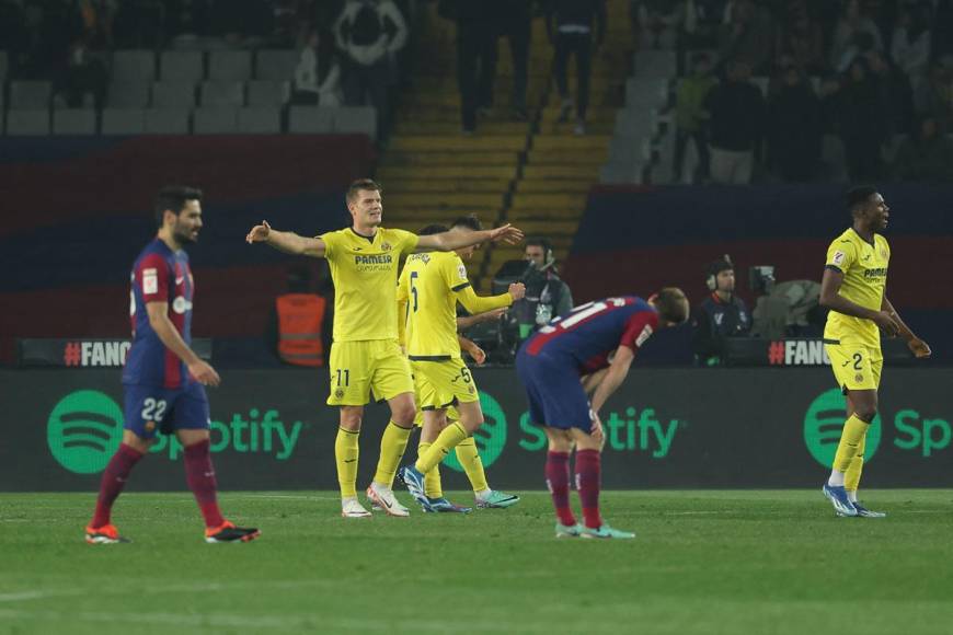 El noruego Alexander Sorloth marcó el cuarto gol del Villarreal contra el FC Barcelona.