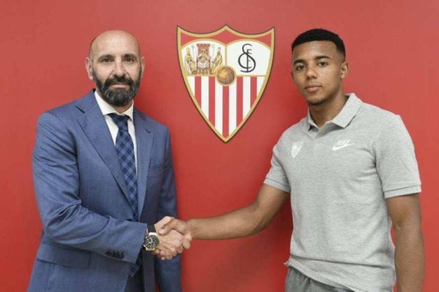 Jules Kounde, defensa francés de 20 años, ha sido confirmado como nuevo jugador del Sevilla, procedente del Girondins de Burdeos. Cotó 25 millones de euros. 'Afronto el reto con confianza y sin presión. Es lo mejor para progresar', dijo.<br/>