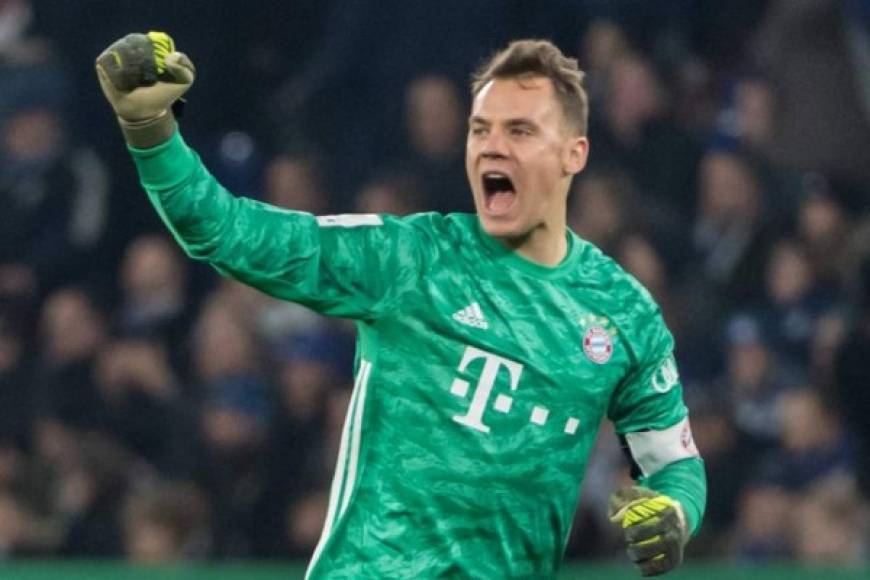 7- Manuel Neuer: Hasta el verano de 2011 pertenecía al Schalke 04, pero el Bayern de Múnich puso sus ojos en el joven guardameta y pagó 30 millones de euros por sus servicios.