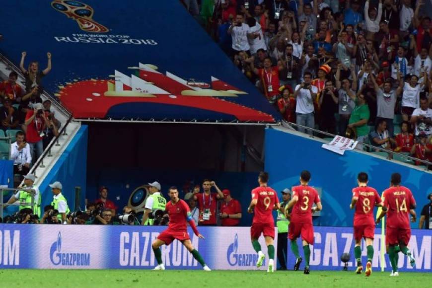 Así celebró Cristiano Ronaldo, con su grito de euforia. Foto AFP