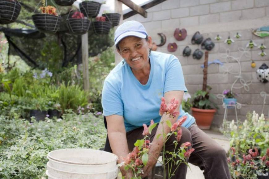 Doña Belinda Soto: una agradable guía en el Vivero Lety.