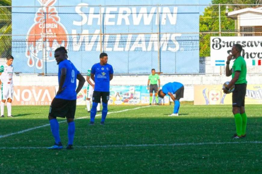 Antes del partido entre Platense y Honduras Progreso, disputado en el estadio Excélsior, se guardó un minuto de silencio antes del inicio del segundo tiempo para honrar la memoria de los aficionados que perdieron la vida debido a los disturbios ocasionados en las afueras del estadio Nacional.