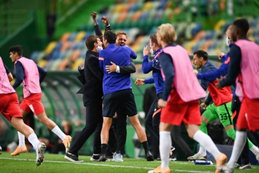 La locura del técnico del RB Leipzig, Julian Nagelsmann, celebrando la clasificación a semifinales de la Champions League.