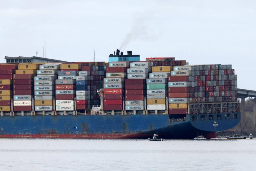 El “<b>Dali</b>” cubre regularmente rutas entre puertos de Asia y la costa este norteamericana y el 13 de marzo había cruzado el canal de Panamá rumbo Nueva York, Norfolk y Baltimore.