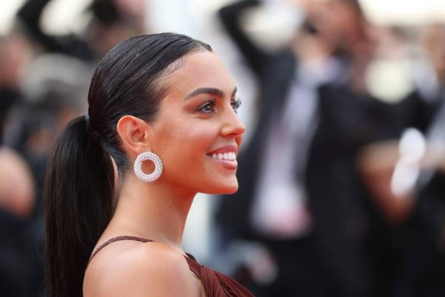La modelo Georgina Rodríguez (27) ha dejado sin aliento a todos los invitados del Festival de Cannes.