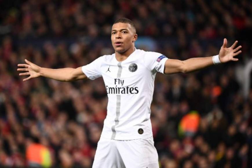 Kylian Mbappé se encargó de liquidar al Manchester United en el minuto 60 al anotar el 0-2 a favor del PSG.