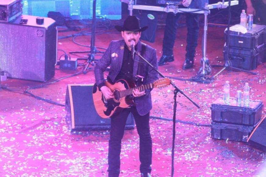 Se desconoce la fecha en que la imagen fue tomada, sin embargo, los Tucanes de Tijuana dieron un concierto en Sinaloa el pasado 21 de noviembre.