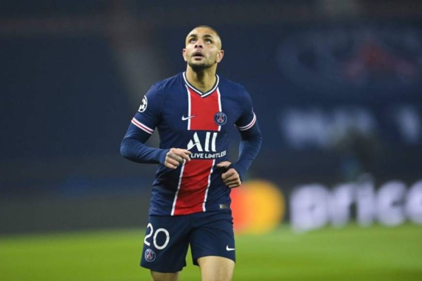 La operación salida sigue su marcha en el PSG y el próximo en salir es Layvin Kurzawa. El lateral izquierdo que llegó a París procedente del Mónaco no cuenta para esta temporada y desde el club le están buscando una salida. Su próximo destino parece que será la Liga Turca, en concreto el Galatasaray, tal y como afirma el periodista francés Loïc Tanzi.<br/> <br/>Foto - getfootballnewsfrance.com