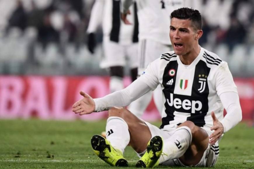Cristiano Ronaldo no podía creer que había fallado su primer penal en Italia.