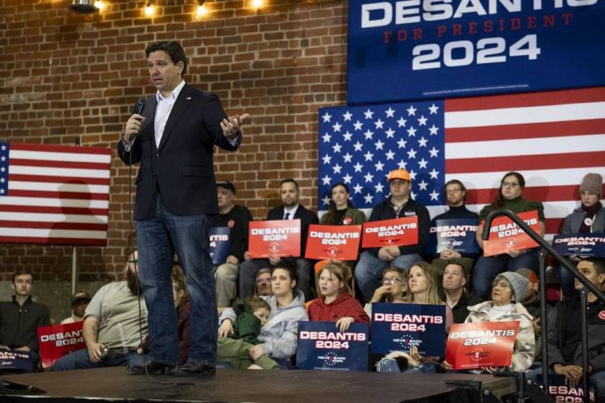Gobernador de Florida desde 2019, DeSantis fue durante algunos meses el favorito para convertirse en el candidato republicano, sobre todo justo después del asalto de los seguidores de Trump al Capitolio en enero de 2021.