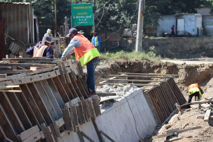  El sueño de los pobladores es ver construido bulevar de cuatro carriles pero para ello el Congreso Nacional y sobre todo los diputados de Cortés deben aprobar algunos requerimientos.