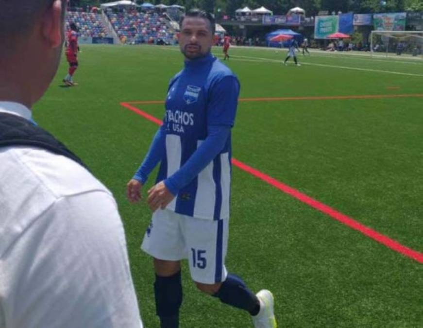 Omar Elvir: Lateral izquierdo del Motagua.