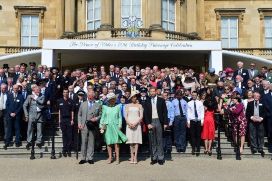 Príncipe Harry, duque de Sussex, príncipe Carlos, príncipe de Gales, Camilla, duquesa de Cornualles y Meghan, duquesa de Sussex.