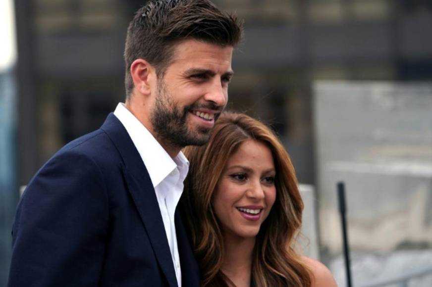 Piqué y Shakira nuevamente están en el centro de la polémica debido al lanzamiento del video oficial del tema Acróstico, el cual cuenta con la participación de sus hijos.