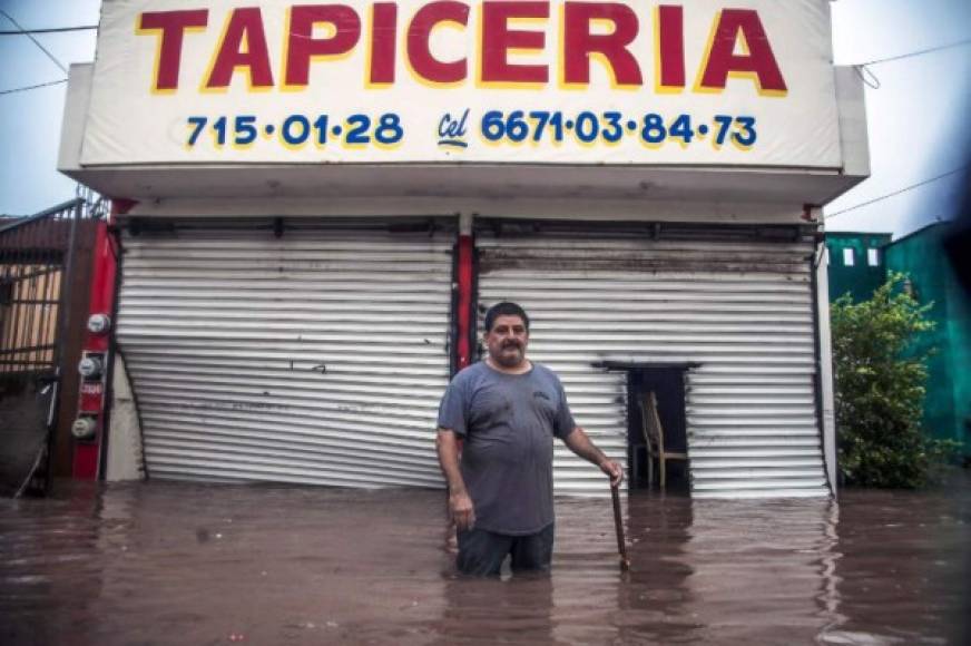 La semana pasada, estas fuertes lluvias afectaron al estado de Sinaloa (noroeste) con al menos tres muertos y tres desaparecidos, y la declaración de emergencia en once municipios.