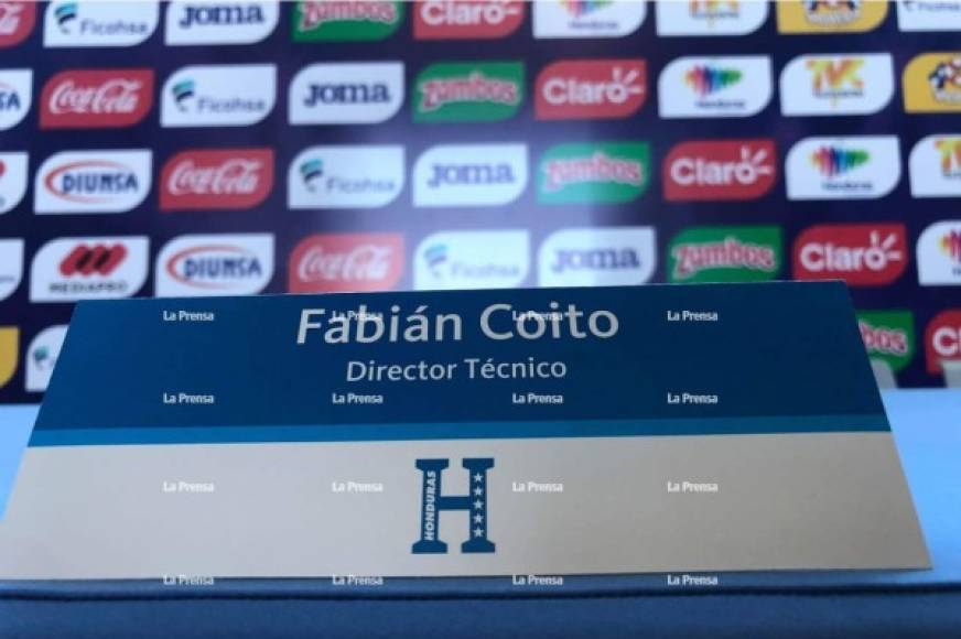Presentación oficial de Fabián Coito como nuevo entrenador de Honduras.