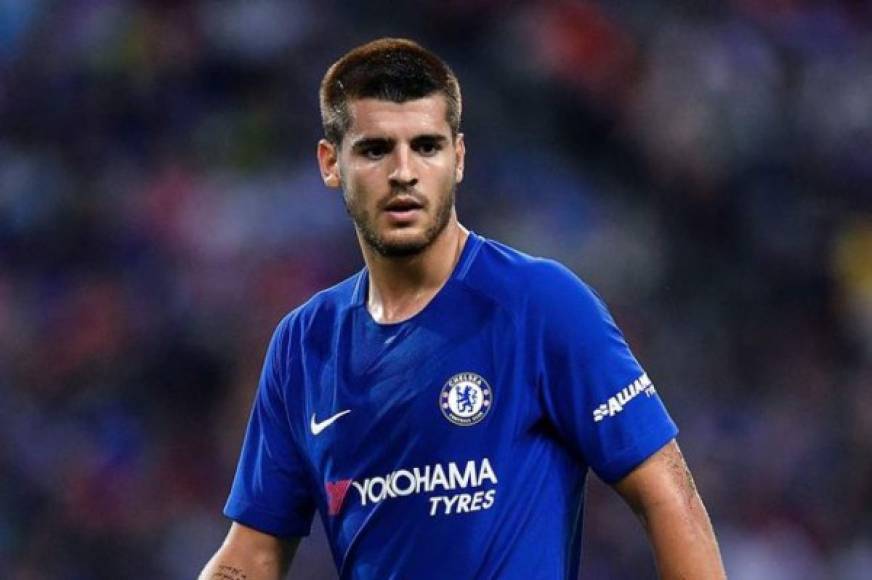 Morata: El Milan busca un delantero de primer nivel y Álvaro Morata es la primera opción, ya que Gonzalo Higuaín parece que está más cerca de marcharse al Chelsea. Los directivos Fassone y Mirabelli cenaron con el jugador, conociendo su disponibilidad para irse al Milán.