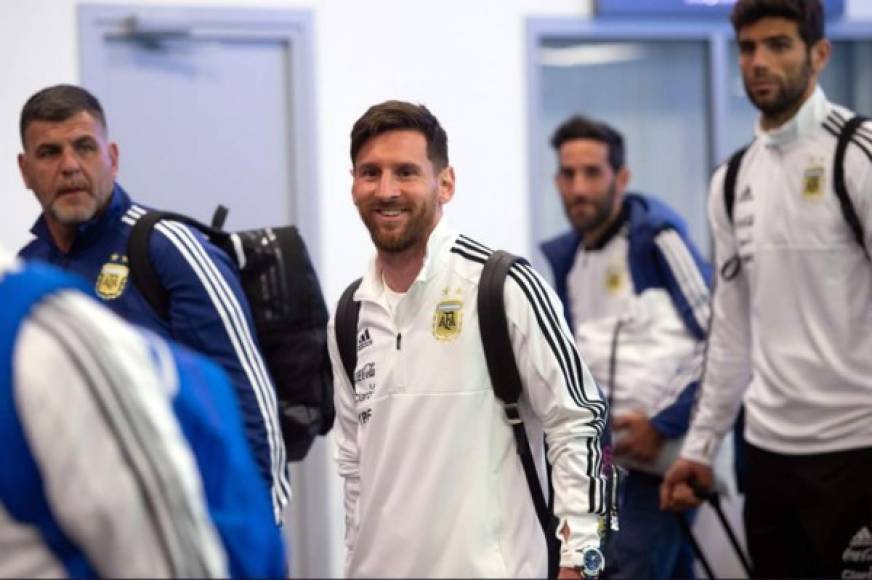 Messi, muy feliz de ya estar en Rusia. Foto Twitter FIFA