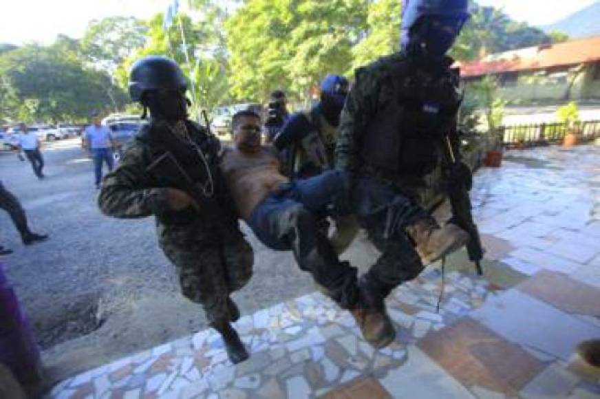 Tres supuestos pandilleros extorsionadores fueron capturados este jueves con más de un millón de lempiras en efectivo en la colonia Sabillón Cruz del Chamelecón de San Pedro Sula.