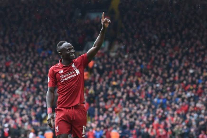 Sadio Mané: El delantero senegalés del Liverpool habría sido otro de los jugadores que pidió Zidane para el Real Madrid. Cuenta con 26 años de edad.