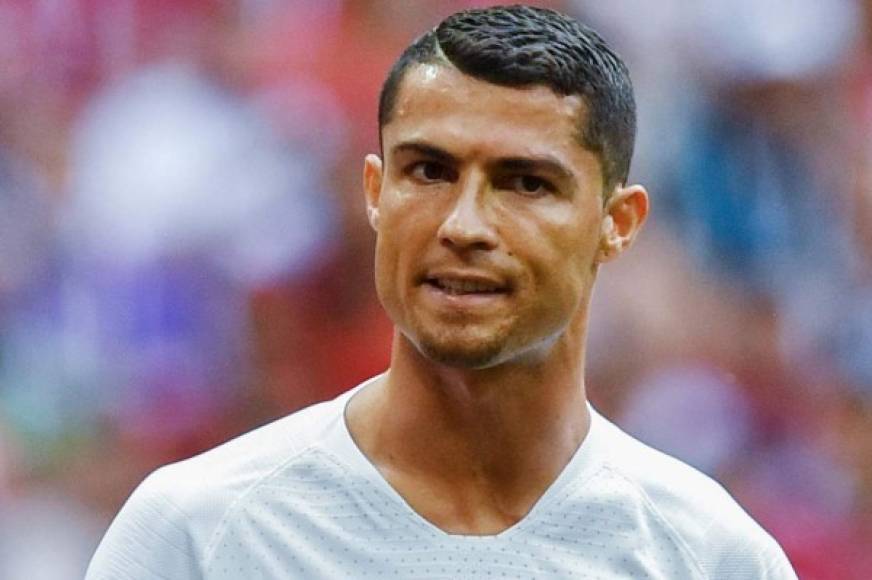 Cristiano Ronaldo le sacó la lengua a los aficionados de Marruecos