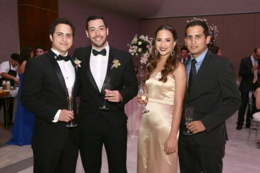 Feisal Selman, Arnold García, Jennifer Casco y Mario Castillo.