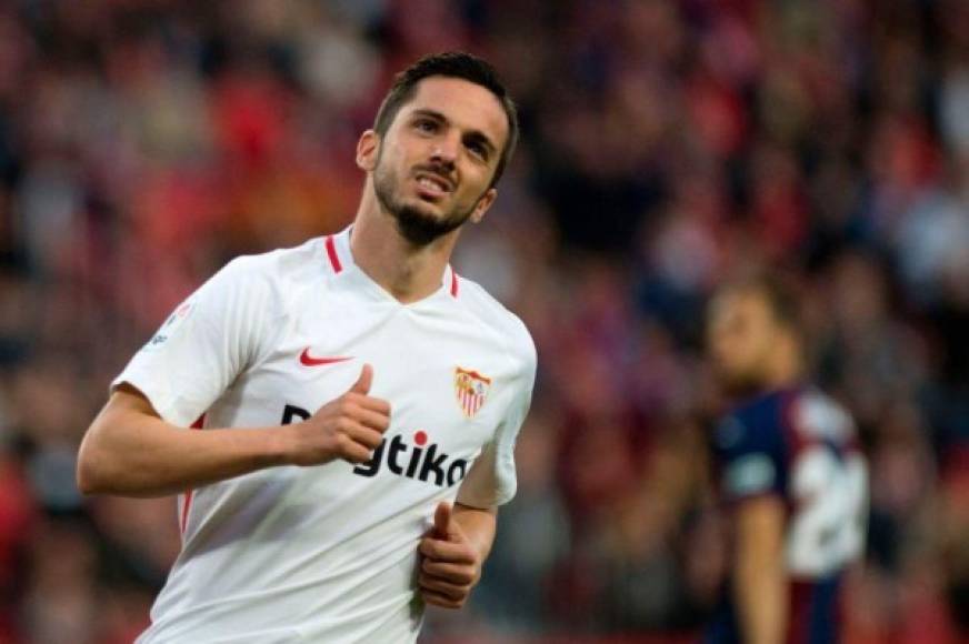 Pablo Sarabia: Sorpresa. El centrocampista español será el nuevo fichaje del París Saint Germain de Francia, llegará procedente del Sevilla. El club parisino pagará 20 millones de euros por el traspaso del futbolista.