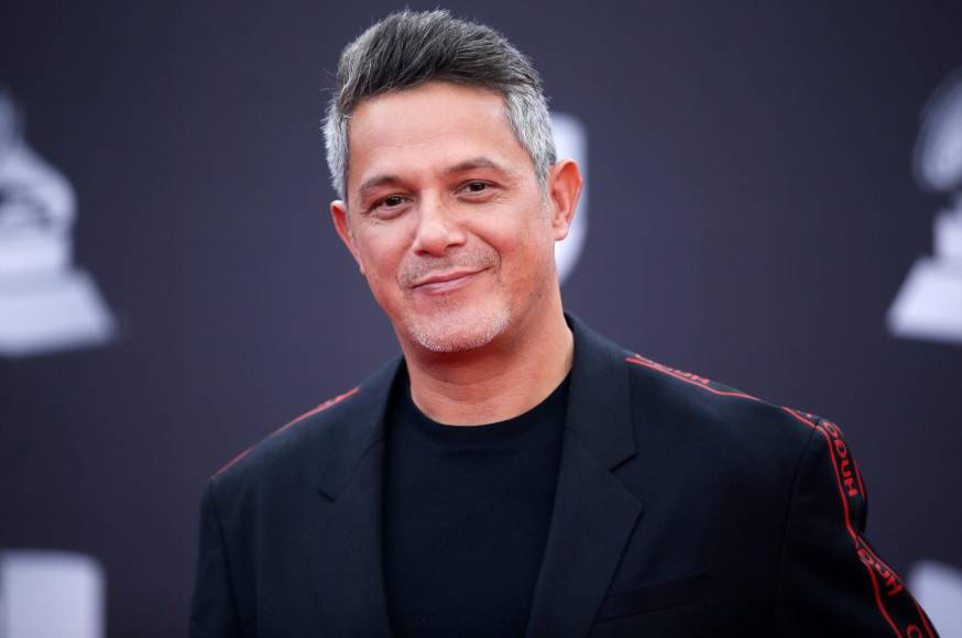 El cantante español Alejandro Sanz escribió un cálido mensaje. “Querido Pablo, me da coraje que te hayas ido pero tanta felicidad que hayas estado. Gracias por tu música”.