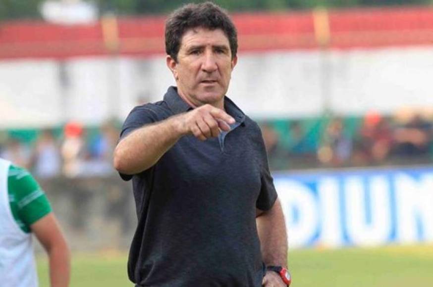 Héctor Vargas: Experimentado entrenador argentino que ha hecho prácticamente su vida como estratega en Honduras. Actualmente no tiene trabajo; pero su capacidad no está en tela de juicio.