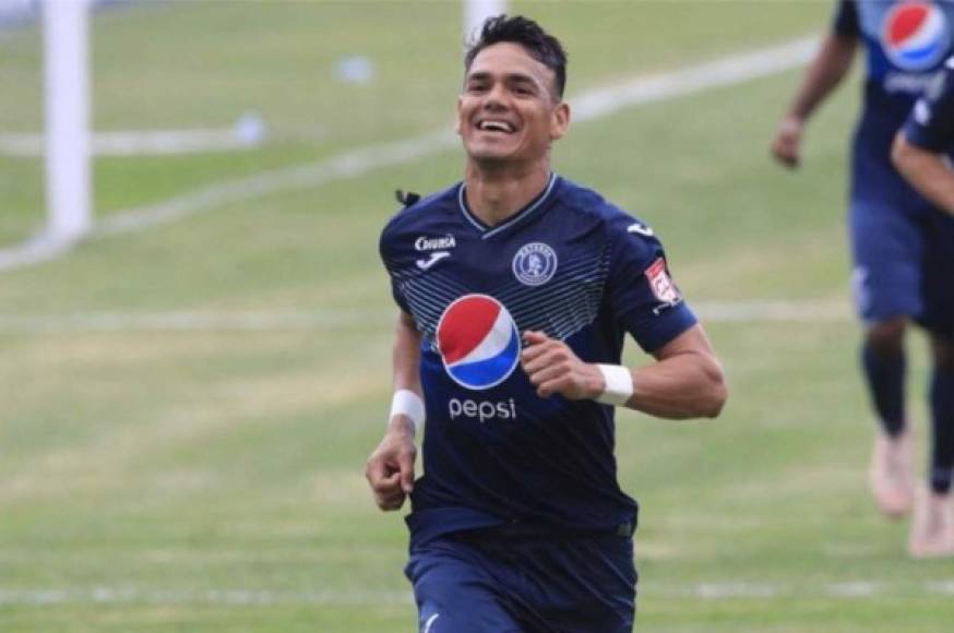 Roberto Moreira: El delantero paraguayo finaliza su contrato con Motagua al final de la presente campaña. Por ahora no han llegado a un acuerdo para la renovación.