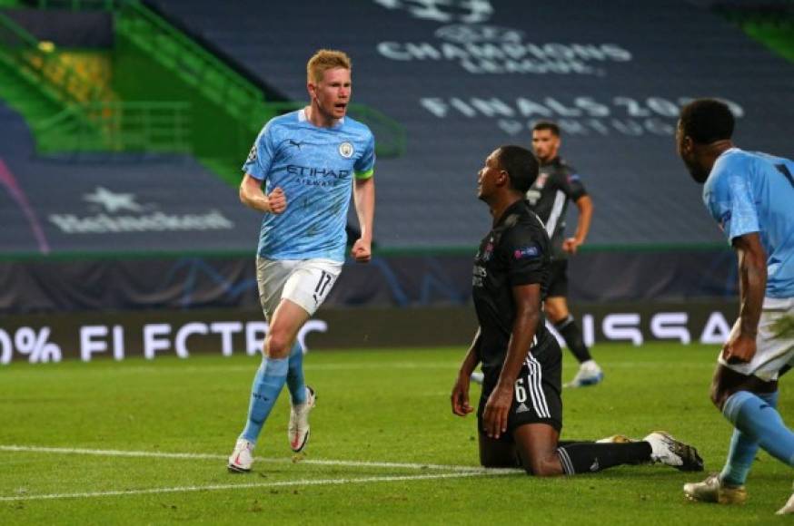 Kevin de Bruyne festejando su gol.