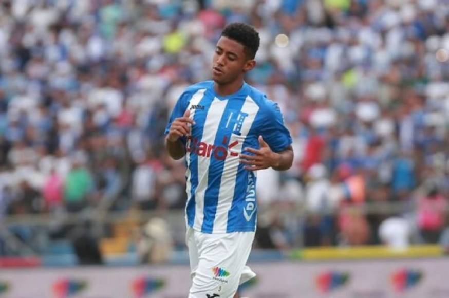 Antony Lozano es un delantero que con 24 años tiene ya experiencia. Se marchó joven al extranjero, ahora juega en el Barcelona B y ha sido titular en la Selección de Honduras.