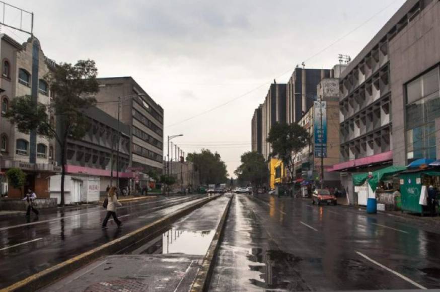 Esta es la vista actual de la avenida Izazaga, la que hace 30 años quedó destruida.