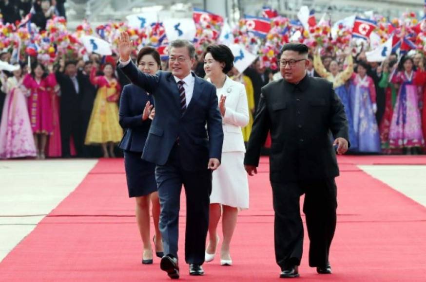 La cumbre 'será una ocasión importante para acelerar aún más el desarrollo de las relaciones intercoreanas que dan vuelta una nueva página de la historia', estimó la agencia oficial norcoreana KCNA.