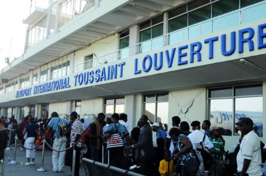 6. Aeropuerto Internacional Toussaint Louverture (Puerto Príncipe, Haití). La falta de sillas y el personal de poca confianza fueron los motivos por los que los usuarios le dieron una mala calificación a esta terminal aérea.