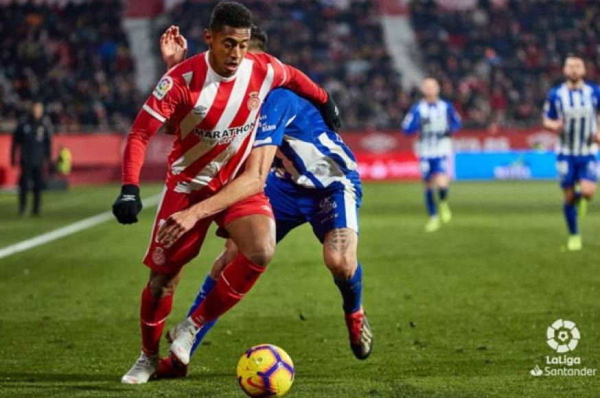 Diario Diez ha informado que el delantero hondureño Antony 'Choco' Lozano se quedará lo que resta de la temporada con el Girona de la Liga Española luego de ganarse la confianza del entrenador.