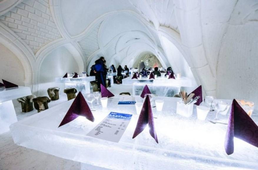 Este congelado restaurante llamado Castle de Kemi, pertenece al hotel Snow que se halla en Finlandia.Foto:elblogdefinlandia.com